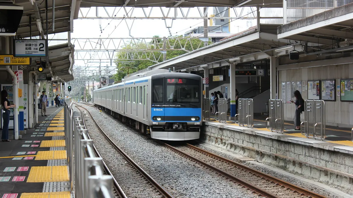 Tobu Urban Park Line 60000 series train arriving at Mutsumi Station